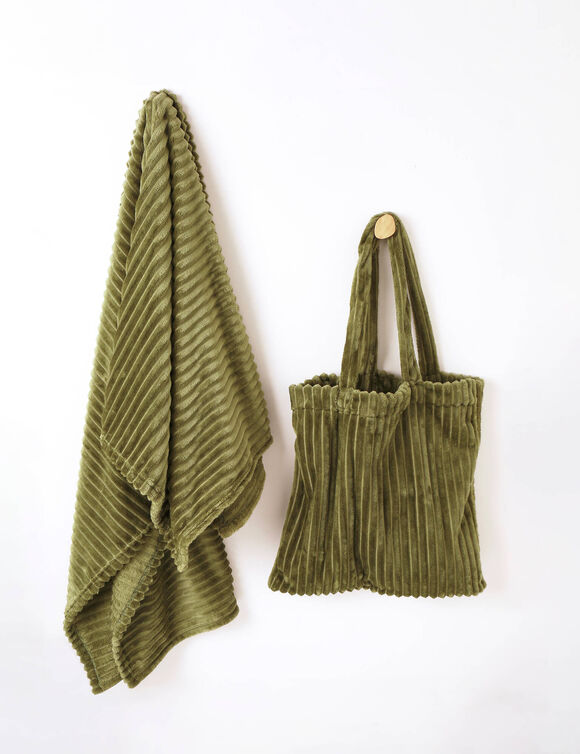 Ensemble plaid et sac en polaire (kaki) Ensemble plaid et sac en polaire (kaki)